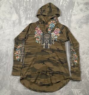 Johnny Was Hoodie Womens Medium Camo Floral Waffle Thermal Boho Cottage Casual